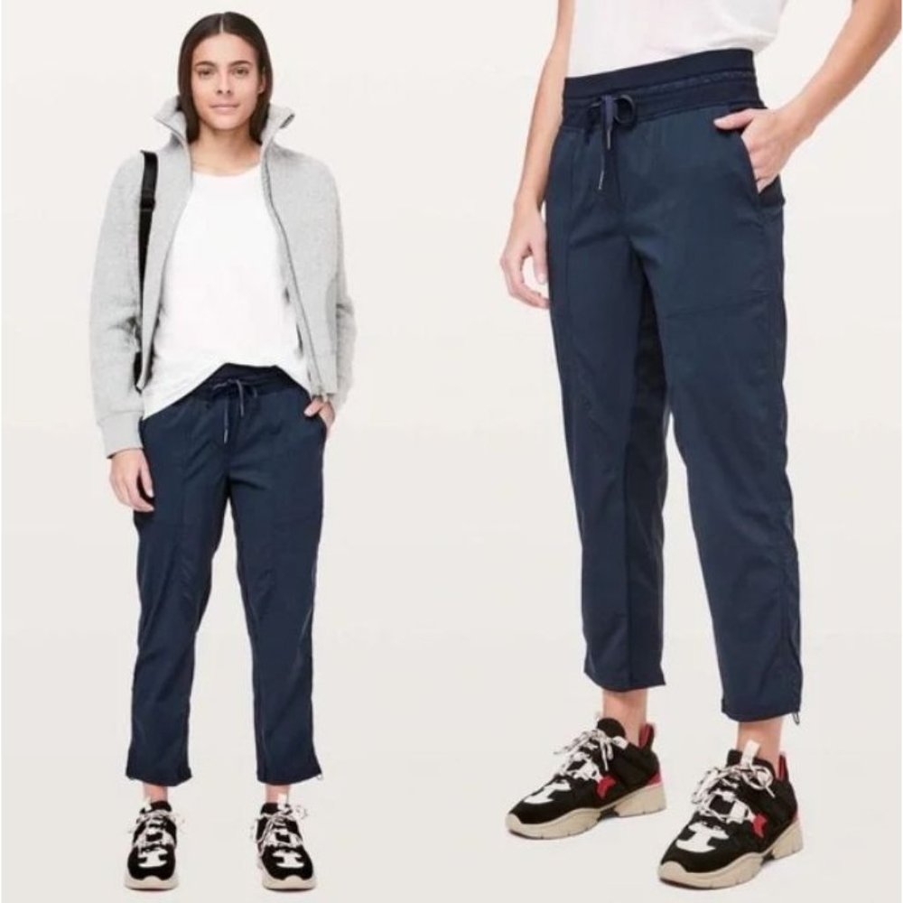 Lululemon Dance Studio Crop 25” True Navy Size 4